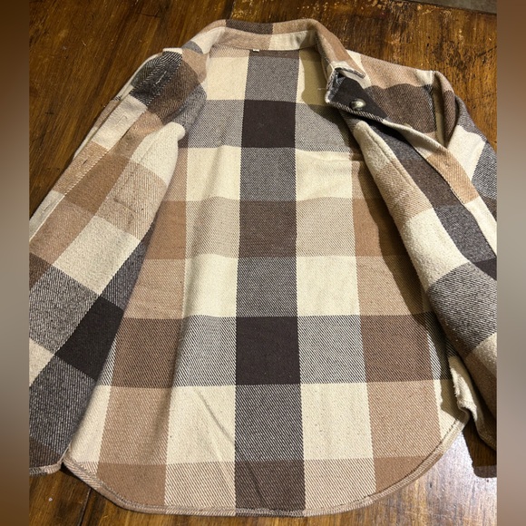 Plaid Button-Up Shacket - Picture 2 of 4